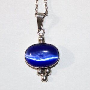 Sterling Silver Blue Cat Eye Glass Necklace